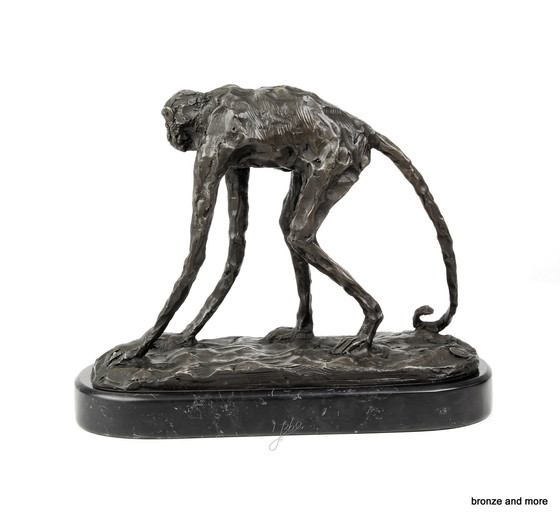 Image 1 of Spider Monkey Infinity Bronze Statue