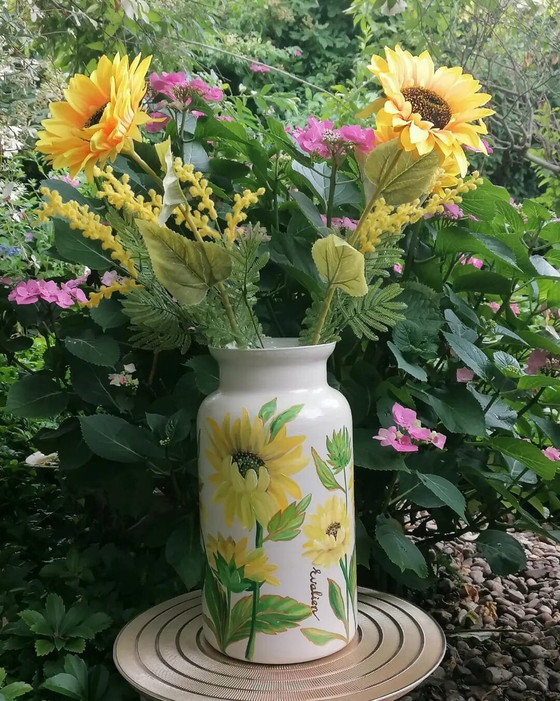 Image 1 of Hand-painted Vase 'Sunflower', Artist Evalien Ritmeester