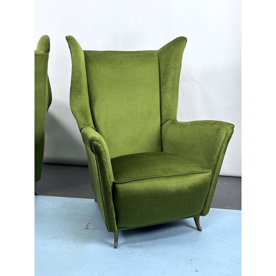 Image 1 of Pair of mid-century Italian green velvet Isa armchairs, 1950s
