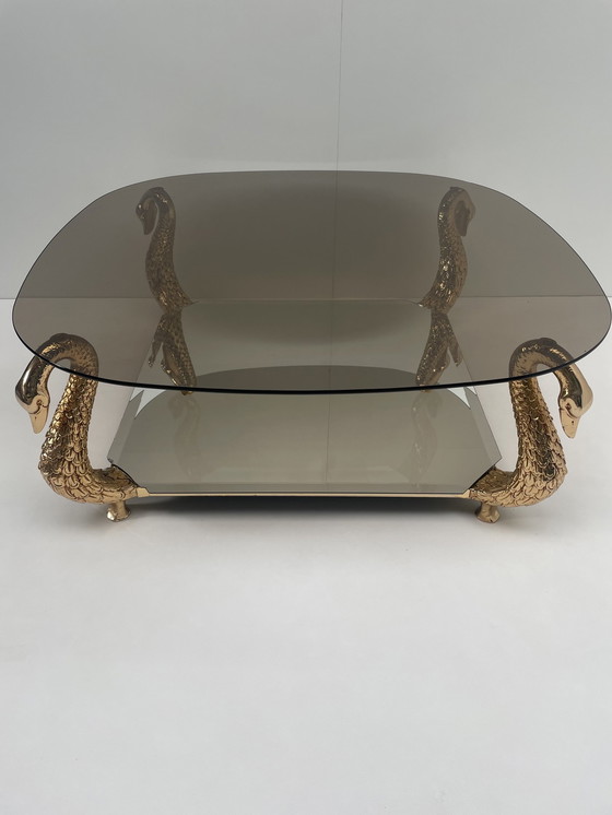 Image 1 of Tavolino da caffè vintage con cigni in ottone
