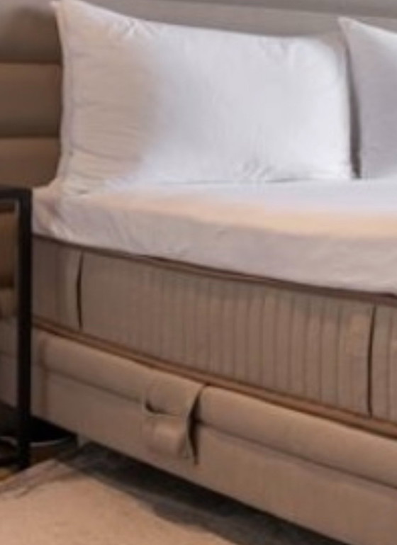 Image 1 of Serta Luxury Boxspring (Electric Adjustable)