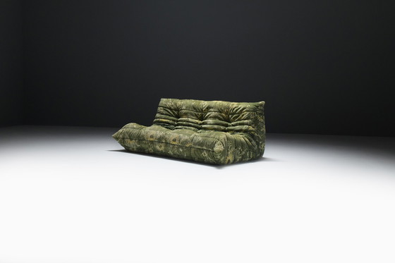 Image 1 of Very Rare Togo In Its Original Fabric By Michel Ducaroy For Ligne Roset France.