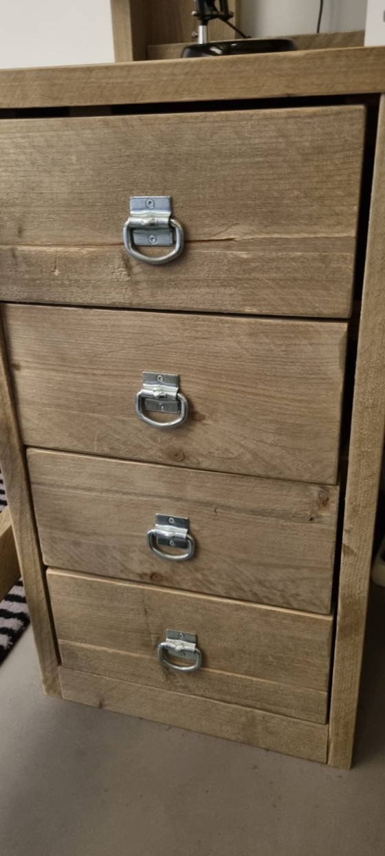 Image 1 of Letto a soppalco in legno con impalcatura