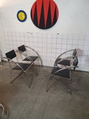 4x Chaises design vintage à structure tubulaire post moderne