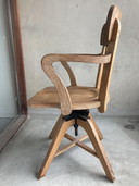 Bureau vintage en bois chaise pivotante