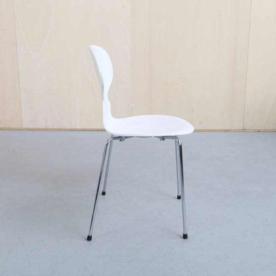 Image 1 of 2x Arne Jacobsen Ant Chair for Fritz Hansen, 2000s