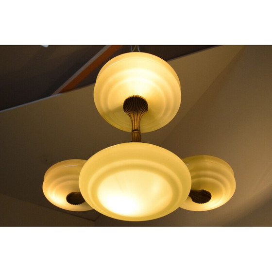 Image 1 of Lampadario vintage Art Déco in vetro e ottone, Cecoslovacchia, anni '30