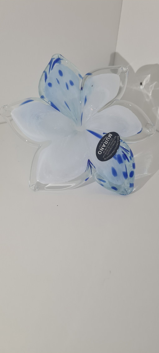 Murano glass flower