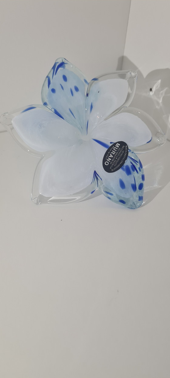 Image 1 of Murano glass flower