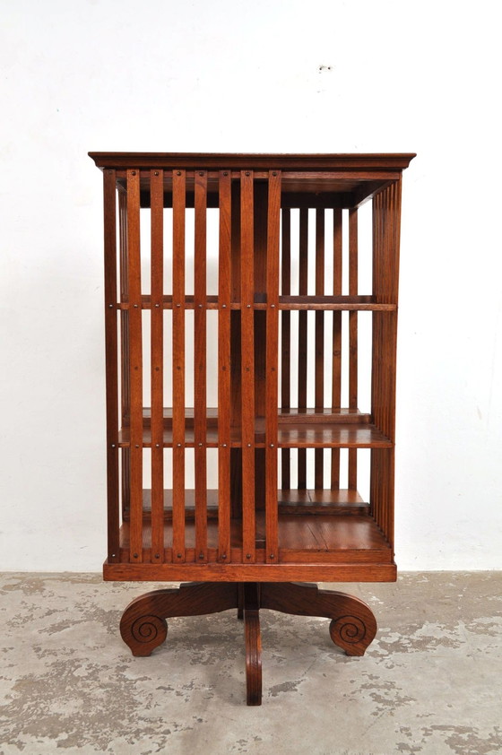 Image 1 of Mulino per libri in rovere d'epoca