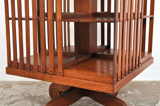 Image 1 of Mulino per libri in rovere d'epoca