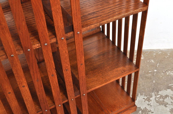 Image 1 of Mulino per libri in rovere d'epoca