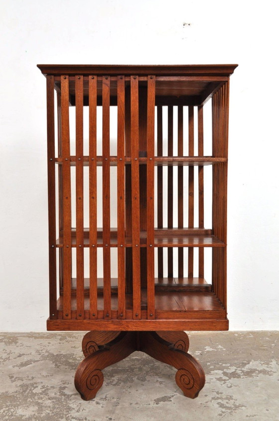 Image 1 of Mulino per libri in rovere d'epoca