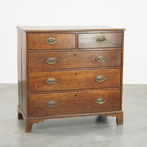 Oak Antique Chest of Drawers With 5 Drawers