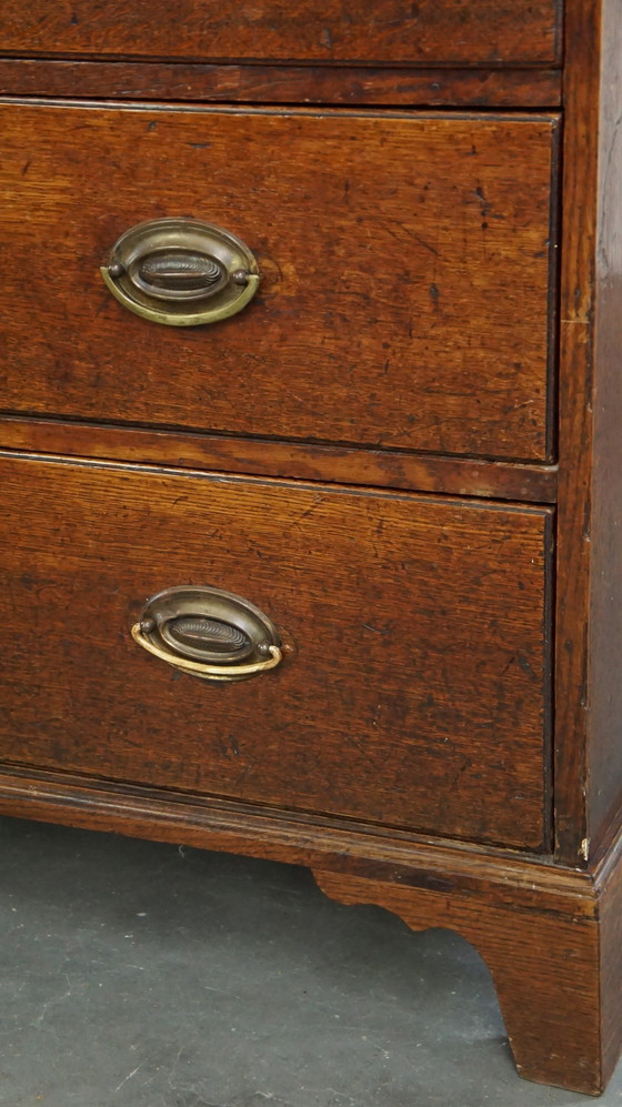 Image 1 of Oak Antique Chest of Drawers With 5 Drawers