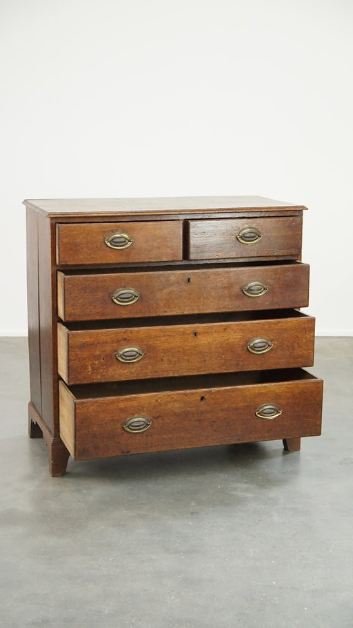 Oak Antique Chest of Drawers With 5 Drawers