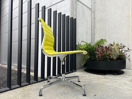 Image 1 of Vitra Ea101 Chair