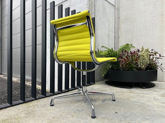 Image 1 of Vitra Ea101 Chair