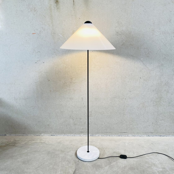 Image 1 of Oluce floor lamp Vico Magistretti model snow 1970