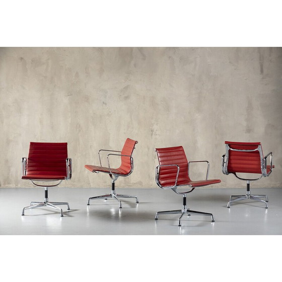 Image 1 of Vintage vitra EA 108 chair in Aluminum and leather by Charles and Ray Eames, Germany 1990