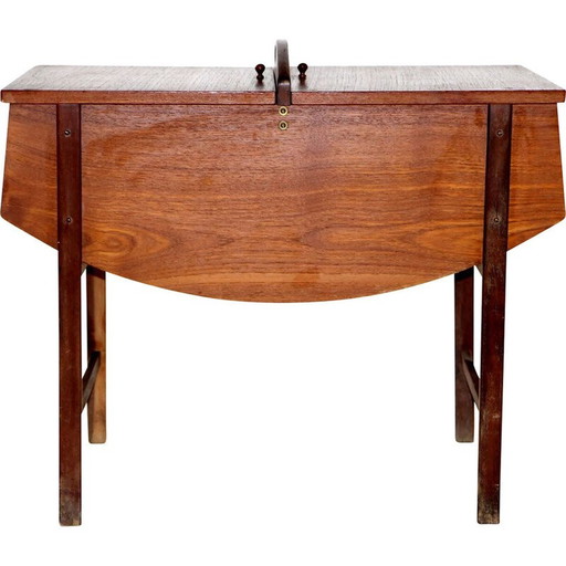 Trabajador de teca antiguo, Suecia, 1950