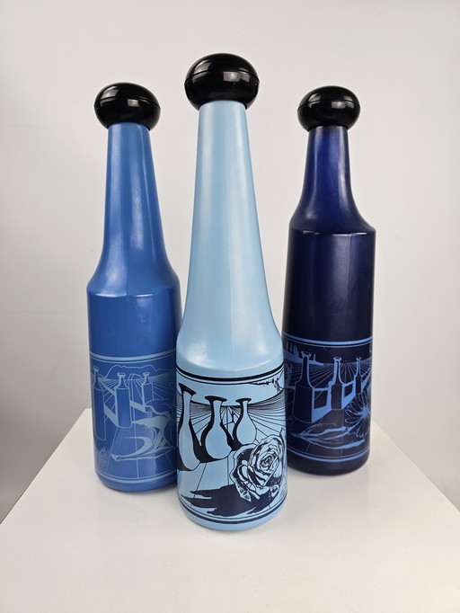 Salvador Dalì - Rosso Antico - Collection of silkscreened bottles