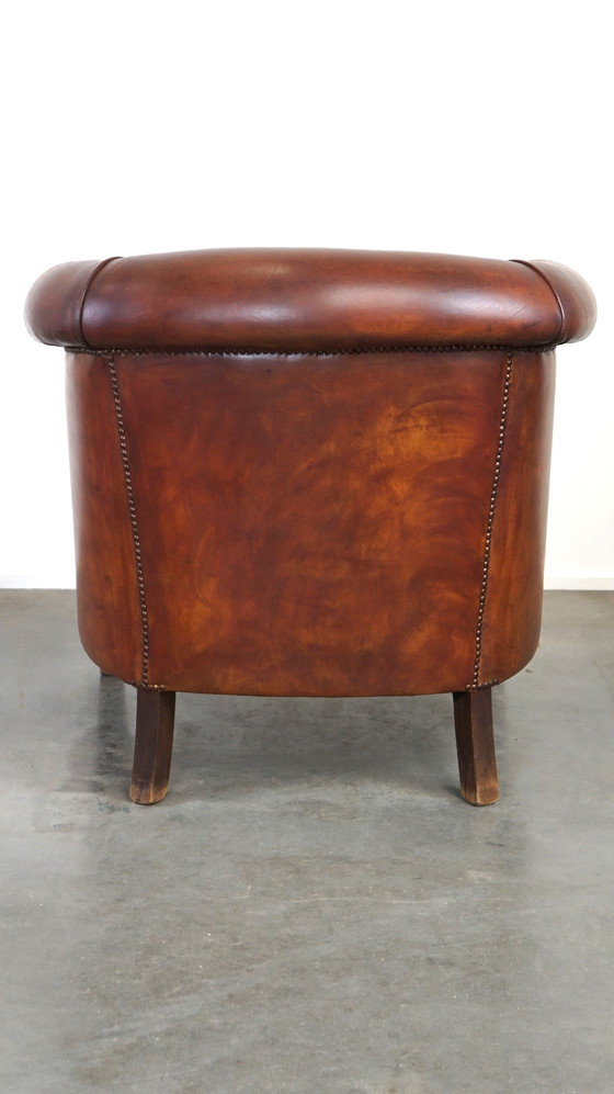 Image 1 of Fauteuil club spacieux en cuir de mouton avec coussin d'assise amovible