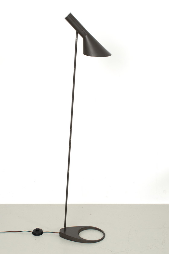 Image 1 of Vintage 'AJ Visor' floor lamp Arne Jacobsen 64475