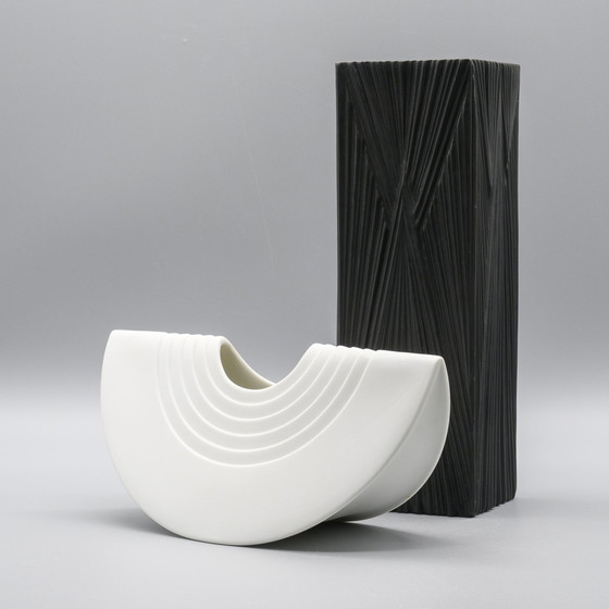 Image 1 of Post Modernist Vase ROSENTHAL Bisque Porcelain Ambrogio Pozzi 1984 TOTEM 16,5 cm