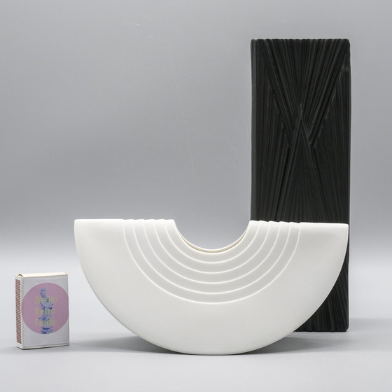 Image 1 of Post Modernist Vase ROSENTHAL Bisque Porcelain Ambrogio Pozzi 1984 TOTEM 16,5 cm