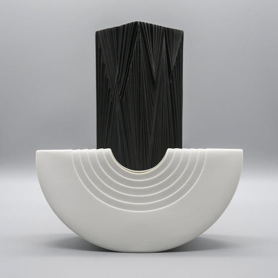 Image 1 of Post Modernist Vase ROSENTHAL Bisque Porcelain Ambrogio Pozzi 1984 TOTEM 16,5 cm