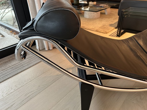 Alivar Lounge Chair