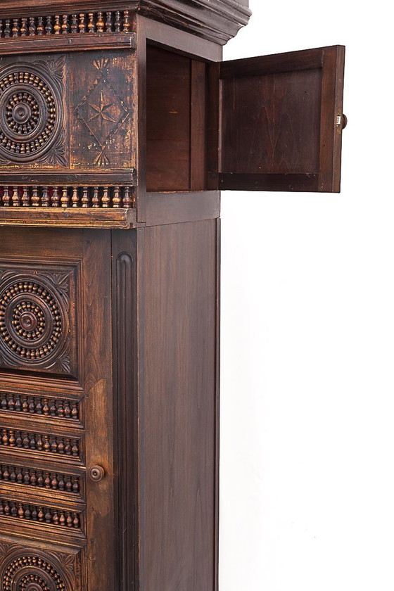 Image 1 of Credenza neo-bretone vintage in rovere massello, 1880