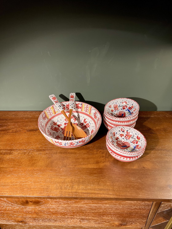 Image 1 of Deruta Mid - Century salad service, fruit bowl with cereal bowls and salad servers, Italian majolica red rooster ca. 1960-1970