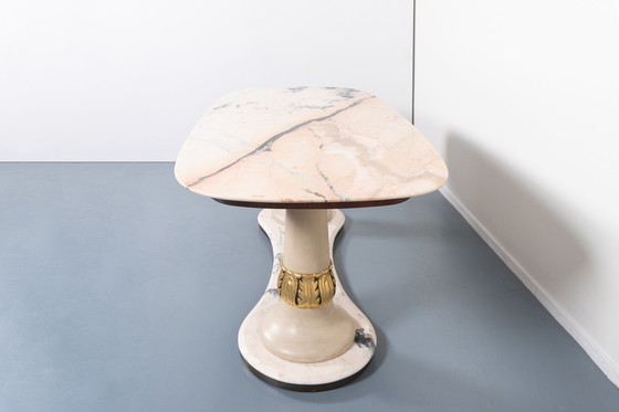 Image 1 of Spectaculaire table en marbre