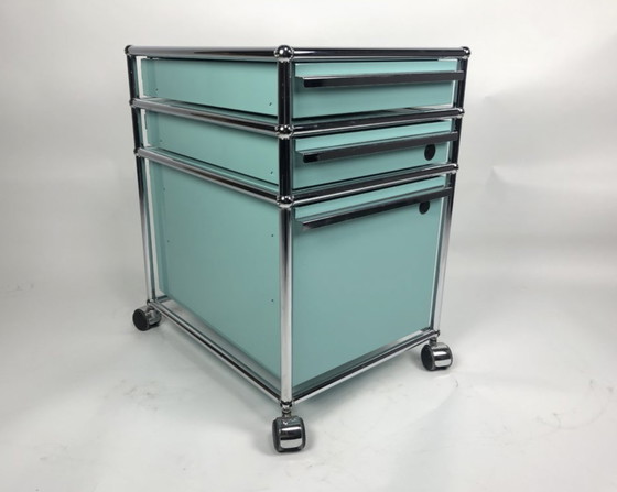 Image 1 of USM Haller Caisson à roulettes en diverses couleurs (couleurs spéciales uniquement disponibles chez nous)