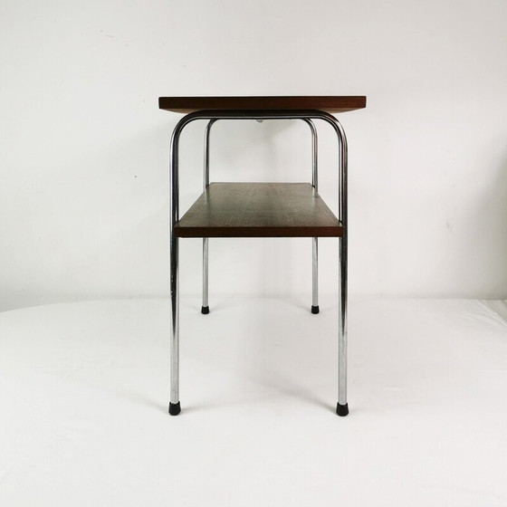 Image 1 of Tavolino vintage Bauhaus in impiallacciatura di noce e metallo, Cecoslovacchia 1940