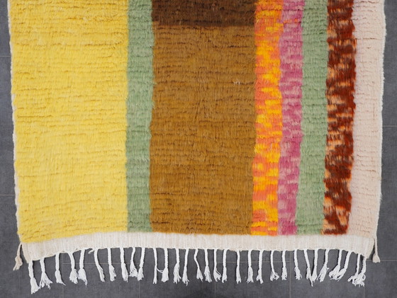 Image 1 of Tapis berbère -238 cm x 165 cm - laine colorée