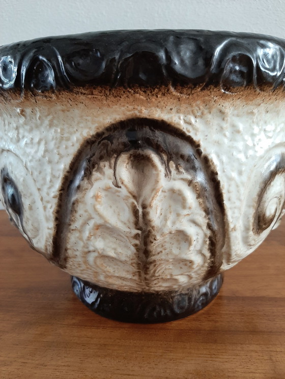 Image 1 of West Germany flowerpot