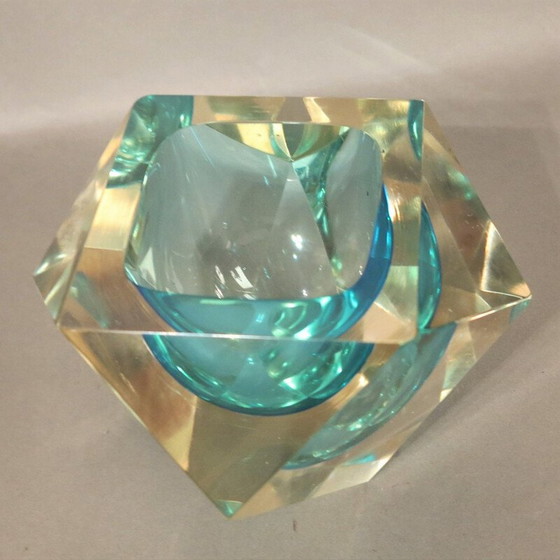 Image 1 of Vintage faceted Murano glass sommerso bowl by Flavio Poli, 1950