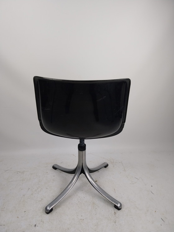 Image 1 of 1 x Tecno Italy 1970's swivel chair by osvaldo borsani