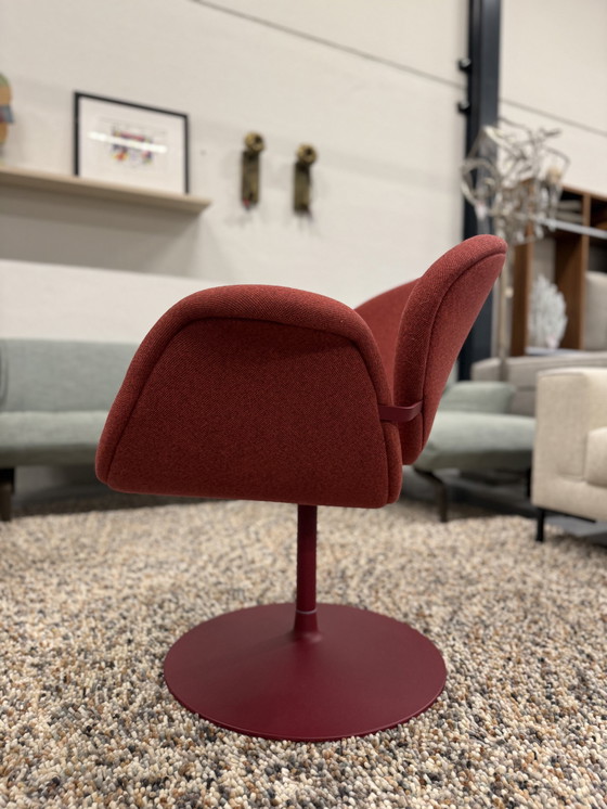 Image 1 of Sillón Artifort Tulip Midi Rojo Selecte 580 Tejido