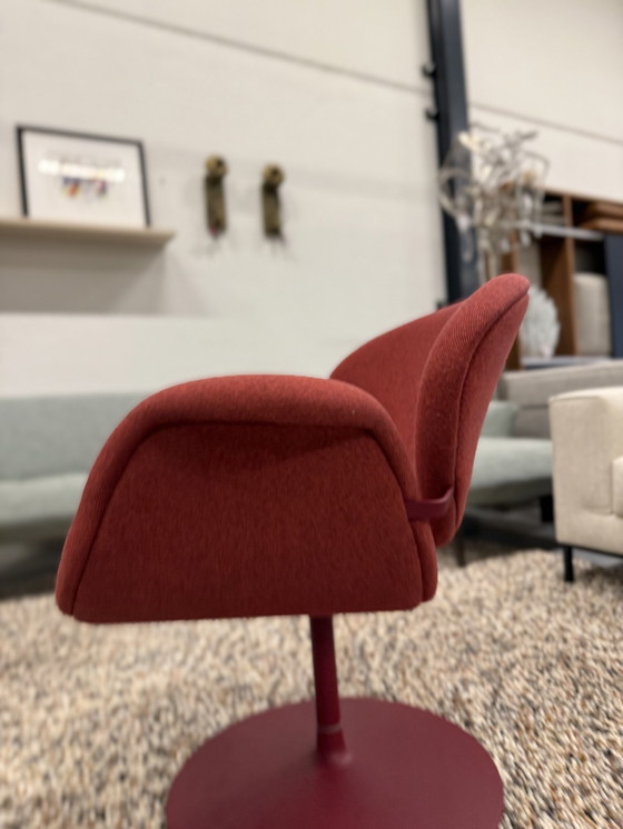 Image 1 of Sillón Artifort Tulip Midi Rojo Selecte 580 Tejido