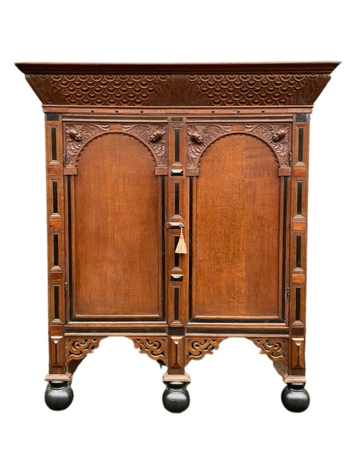 Classic Century Utrecht Arc Cabinet