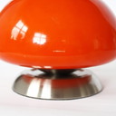 Lampada a fungo arancione dell'era spaziale