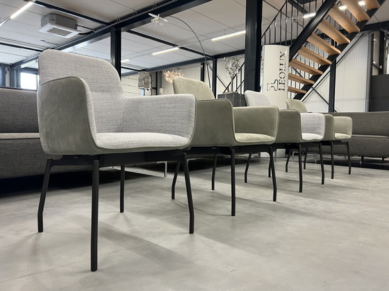 Image 1 of 4 chaises de salle à manger Leolux Gyon tissu en cuir gris