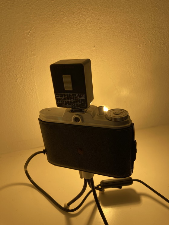 Image 1 of Decorative camera lamp on tripod