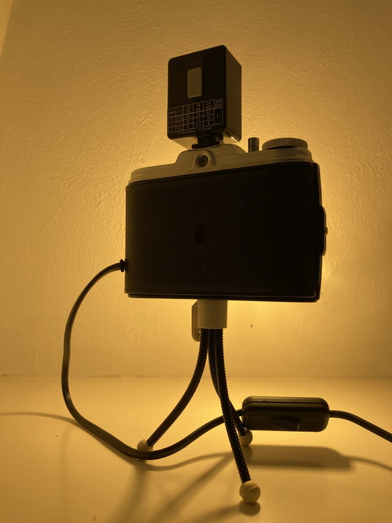 Image 1 of Decorative camera lamp on tripod