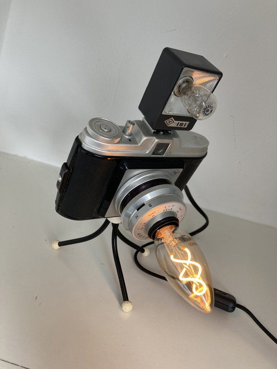 Image 1 of Decorative camera lamp on tripod