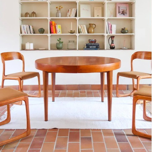 70'S Scandinavian Round Extensible Table